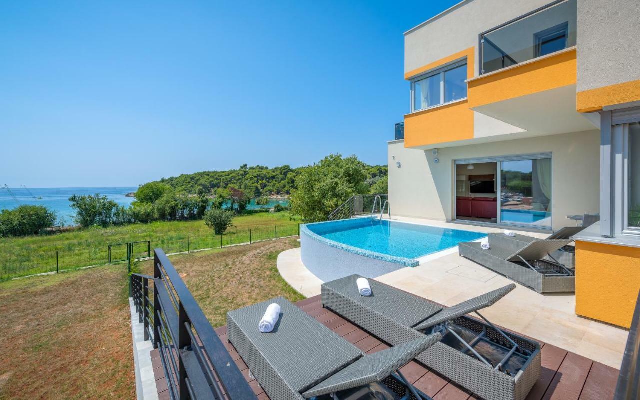 Villa Magnolija Pula Extérieur photo
